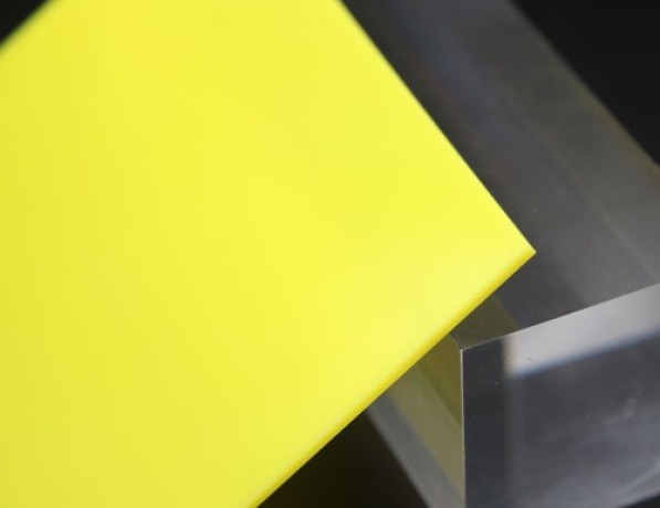 Полистирол лист желтый 4х2000х3000 мм ГОСТ 20282-86 фото