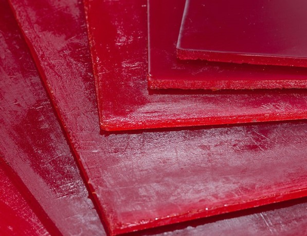 Полиуретан пластина красная 50х500х500 мм ТУ 2292-003-45130869-2004 фото